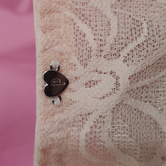 Victoria Secret Bra - Picture 4 of 7